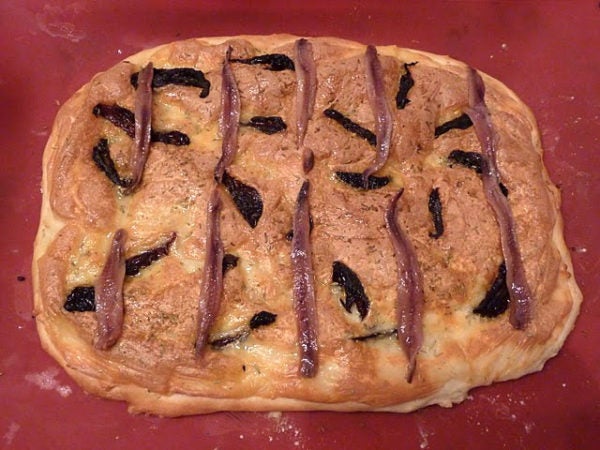 Focaccia de mozzarella y anchoas del Cantábrico