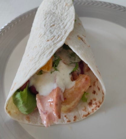 Wrap de bonito y naranja