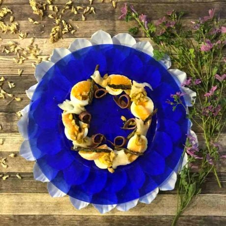 Ensalada agridulce con naranja, bacalao ahumado y anchoas