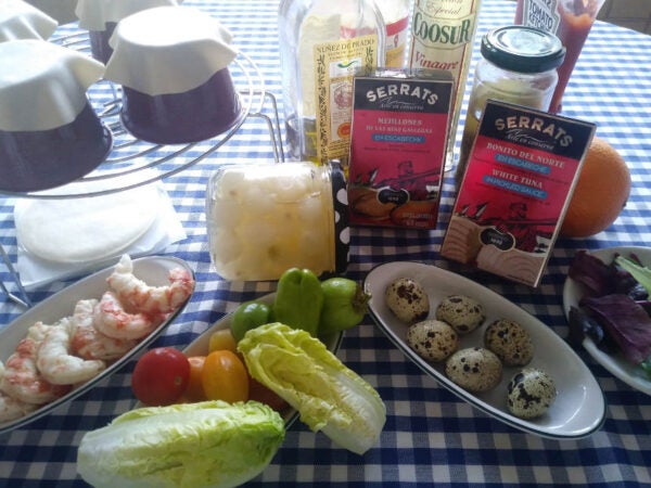 Ingredientes para las cesitas de marisco y bonito del norte