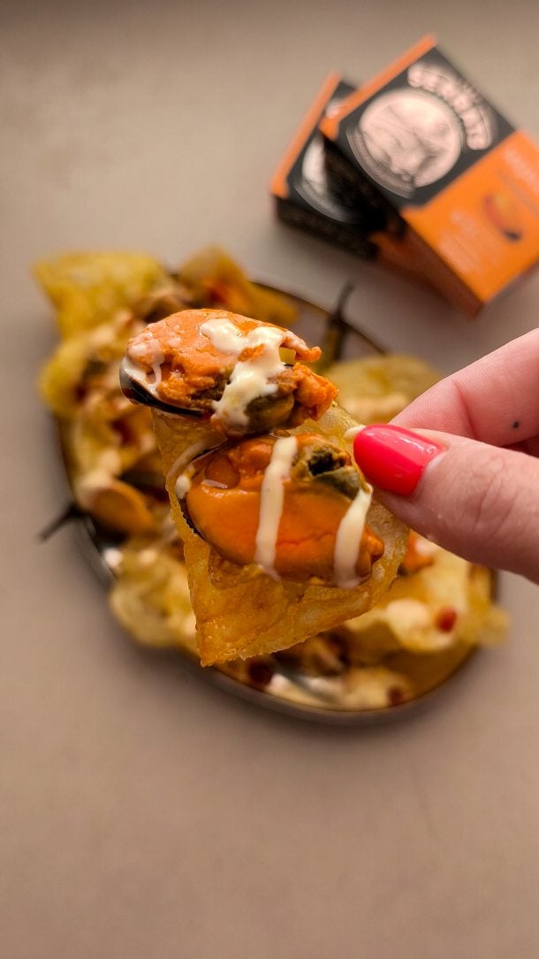 Patatas fritas con Mejillones y mayonesa casera