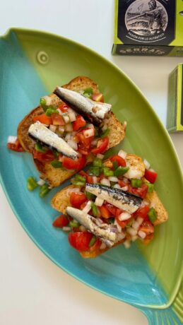 tosta de sardinillas con brioche