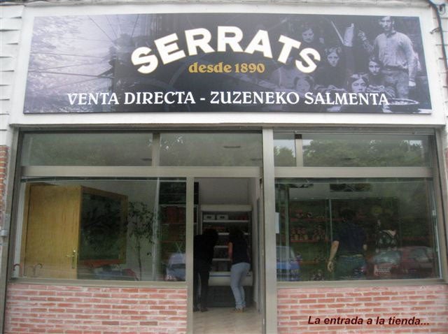 Tienda Serrats - entrada