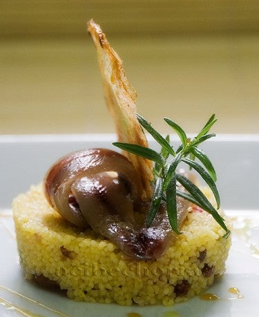 Timbal de cuscús con anchoas del Cantábrico de Conservas Serrats