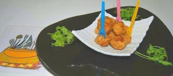 Aperitivo de bolitas calientes de atún