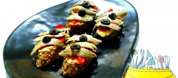 Canapés de boquerones con crema de mejillones