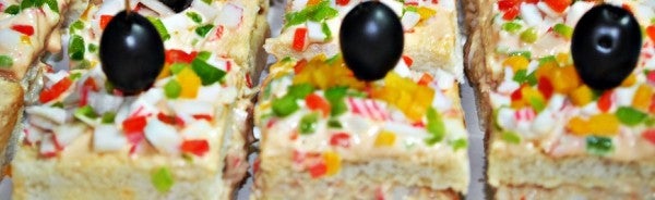 Canapés de Bonito del Norte