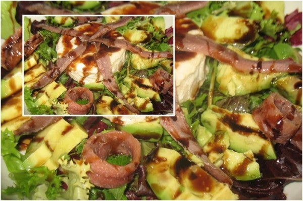 Ensalada con queso de cabra, anchoas y vinagre Pedro Ximénez