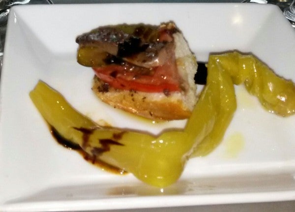 Montadito de anchoa