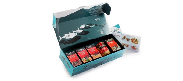 Pack ARTE, con los 5 produtos estrella de Conservas Serrats, premio para la receta ganadora