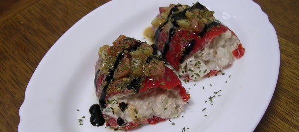 Pimientos de piquillo rellenos de bonito del norte