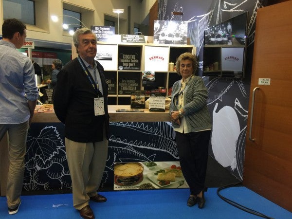 Conservas Serrats con Hazi en San Sebastian Gastronomika
